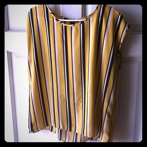 Sleeveless top Forever 21 yellow blue and white